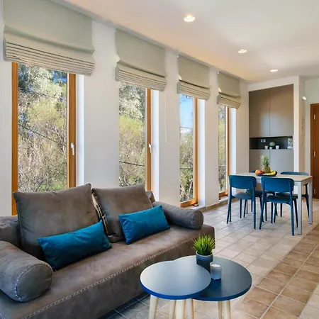 Xenios Dias Luxury With Sea View *