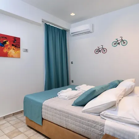 Xenios Dias Luxury With Sea View Apartmán