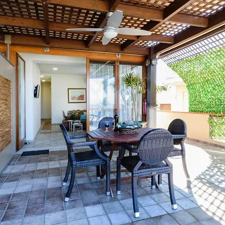 Xenios Dias Luxury With Sea View Lägenhet