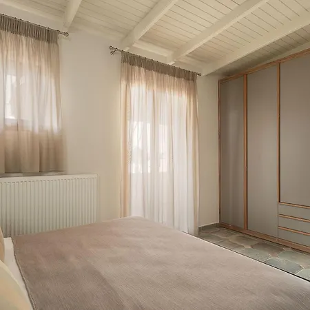 Xenios Dias Luxury With Sea View